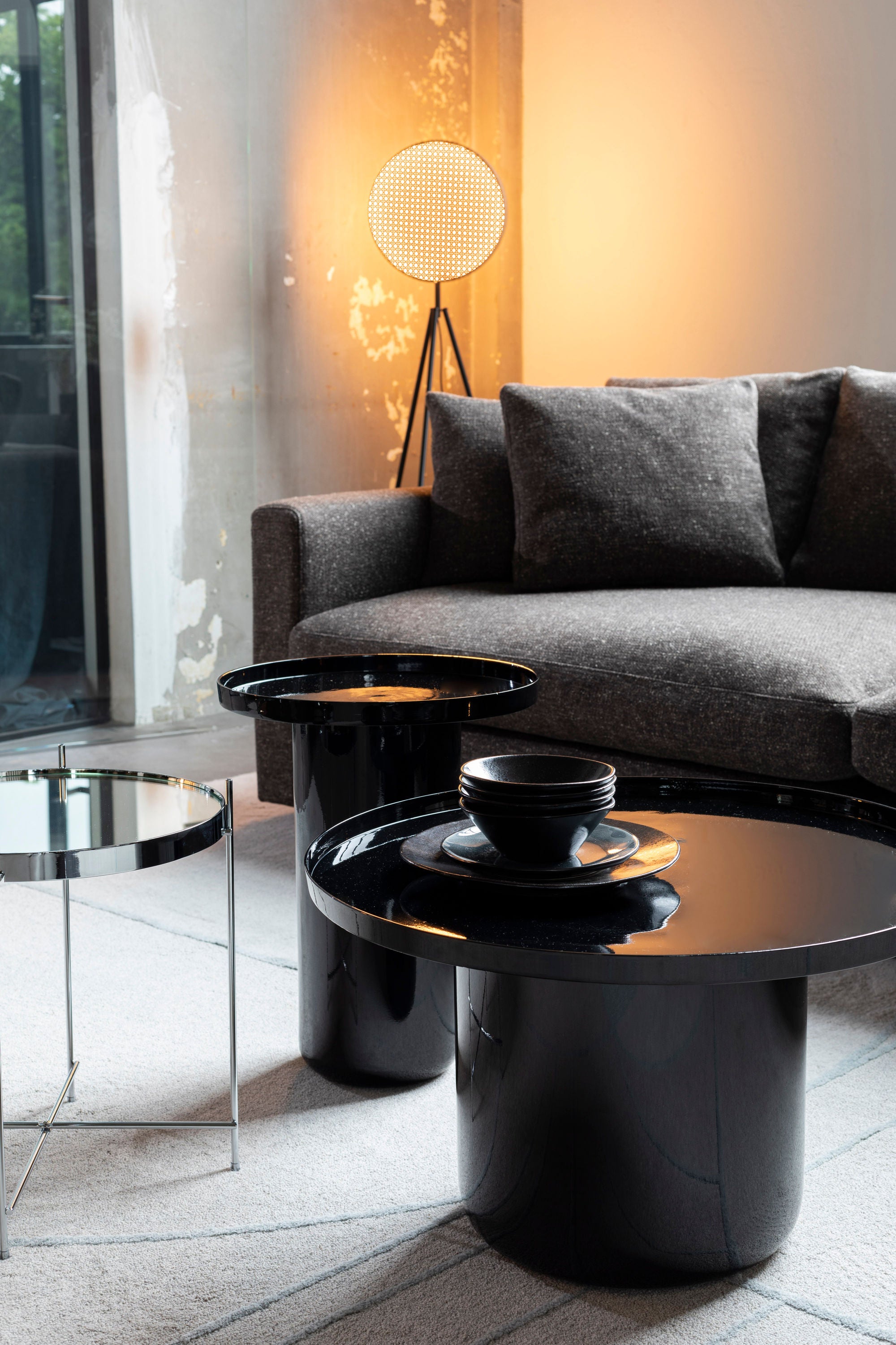 Zuiver Shiny Bomb Black Side Table